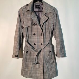 Lili Bleu - Women’s Plaid Trench Coat. Size M